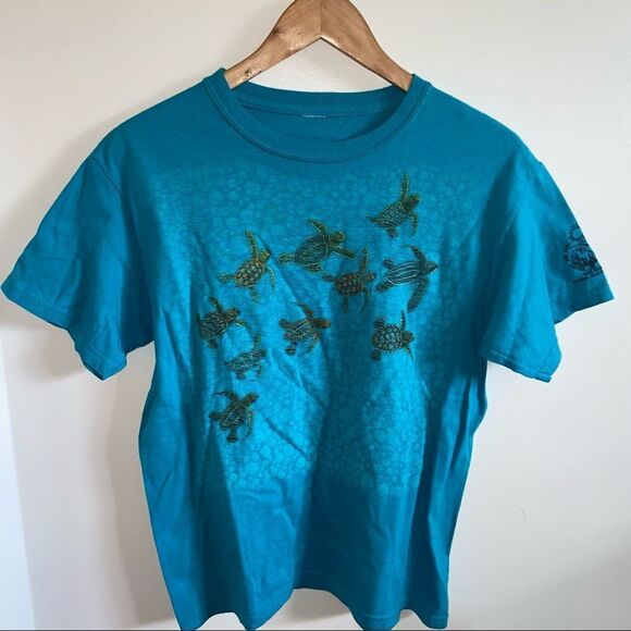 Sea turtle Graphic T-shirt - Picture 2 of 7